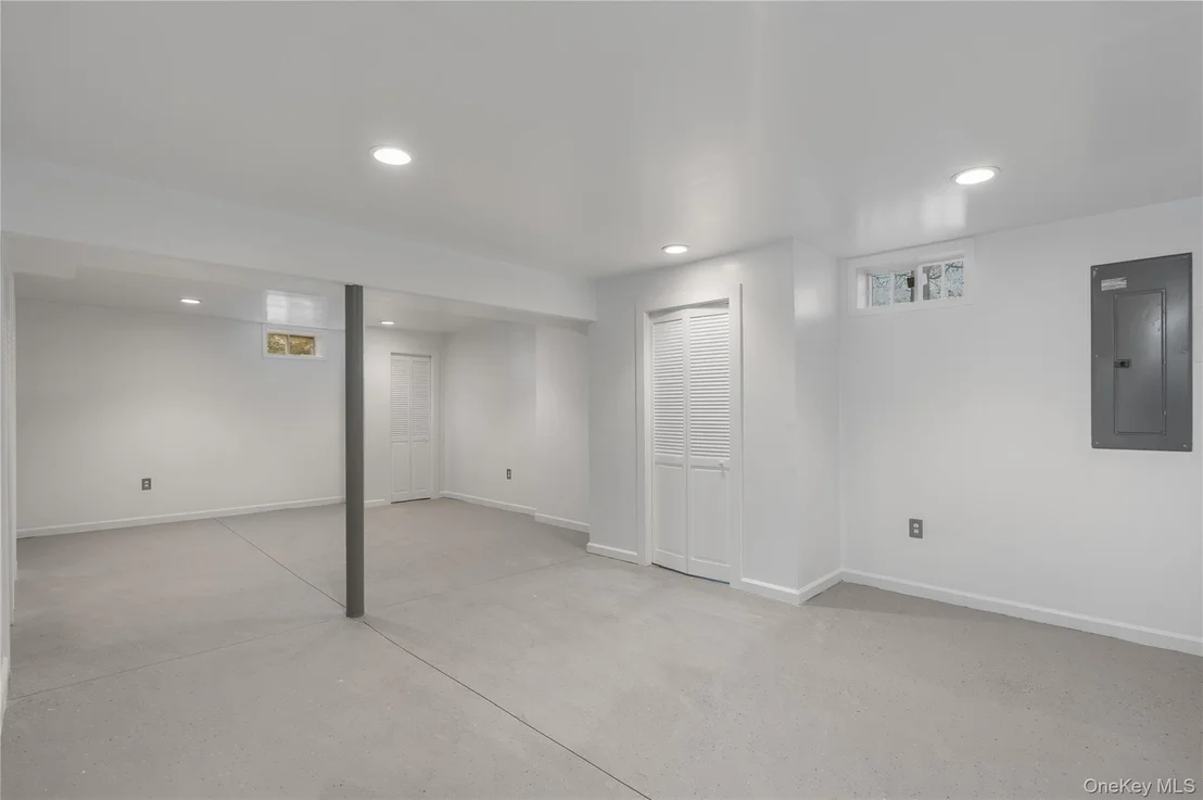 Photo of 9 Ralph Brach Drive