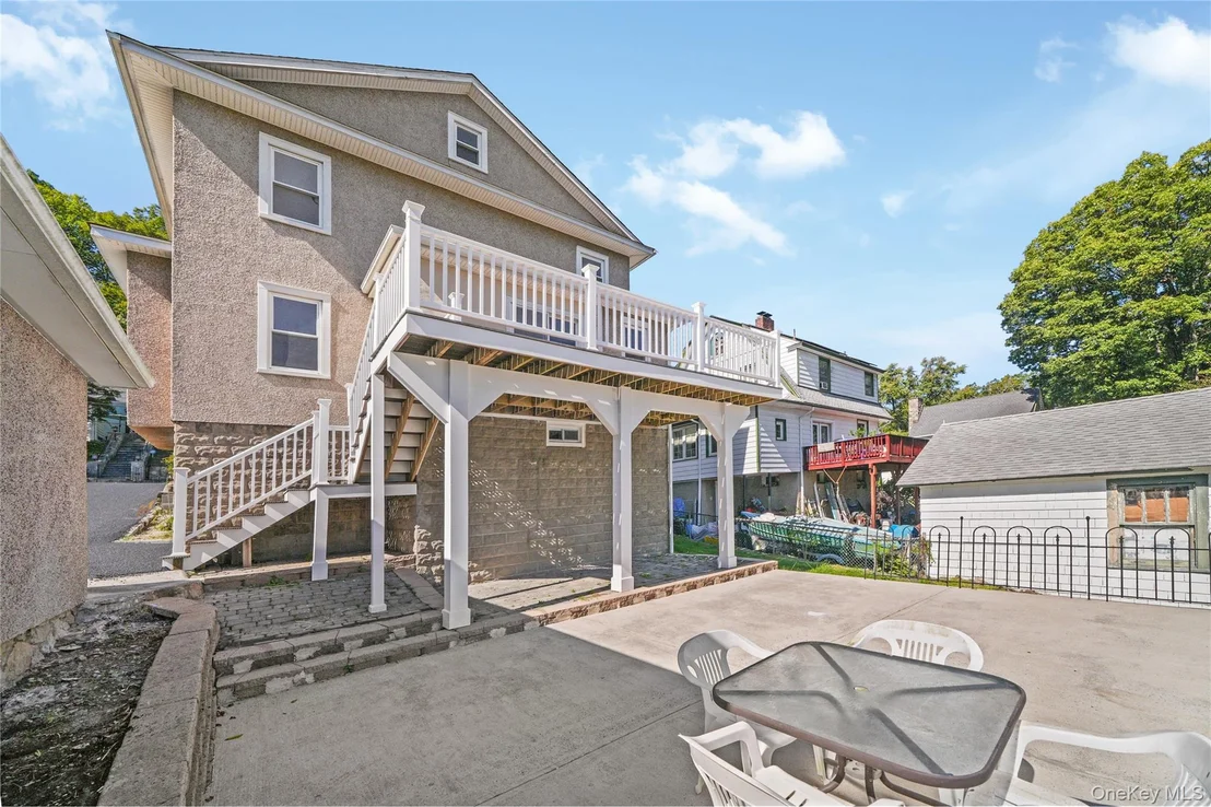 Photo of 511 Decatur Avenue