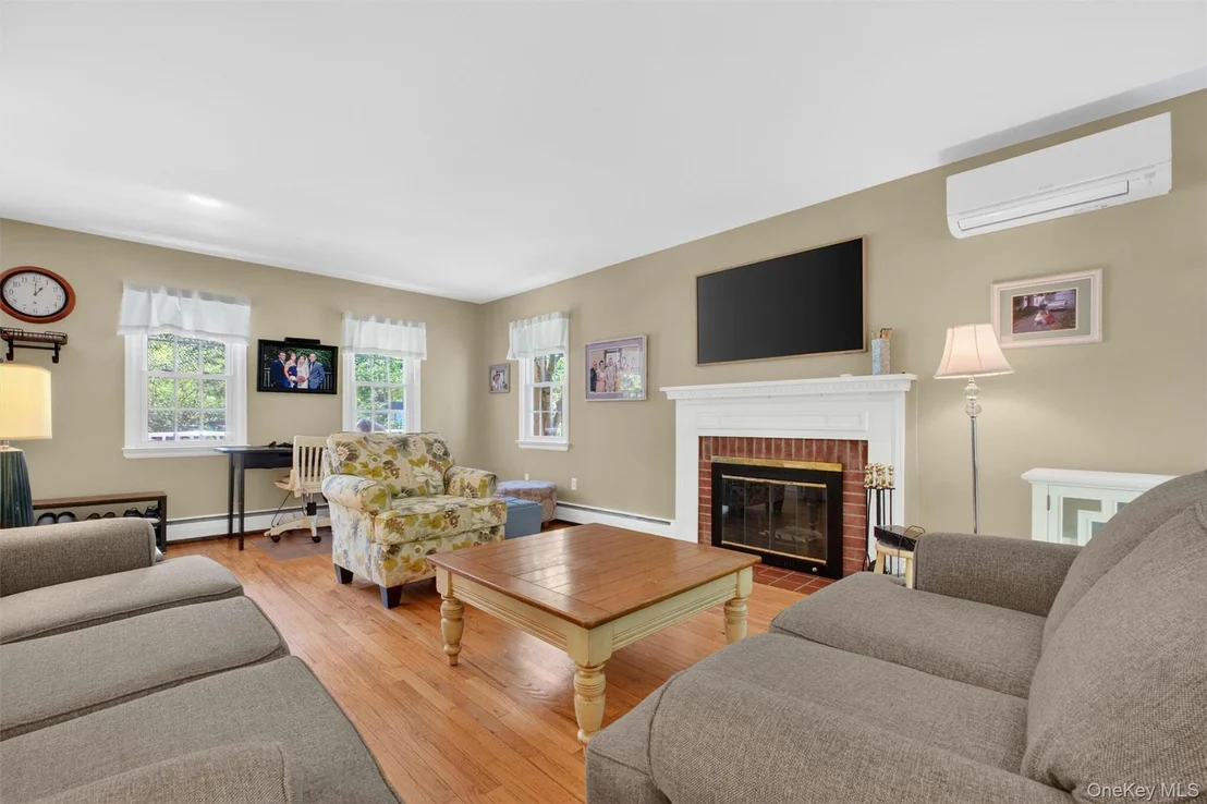 Photo of 25 Susan Lane