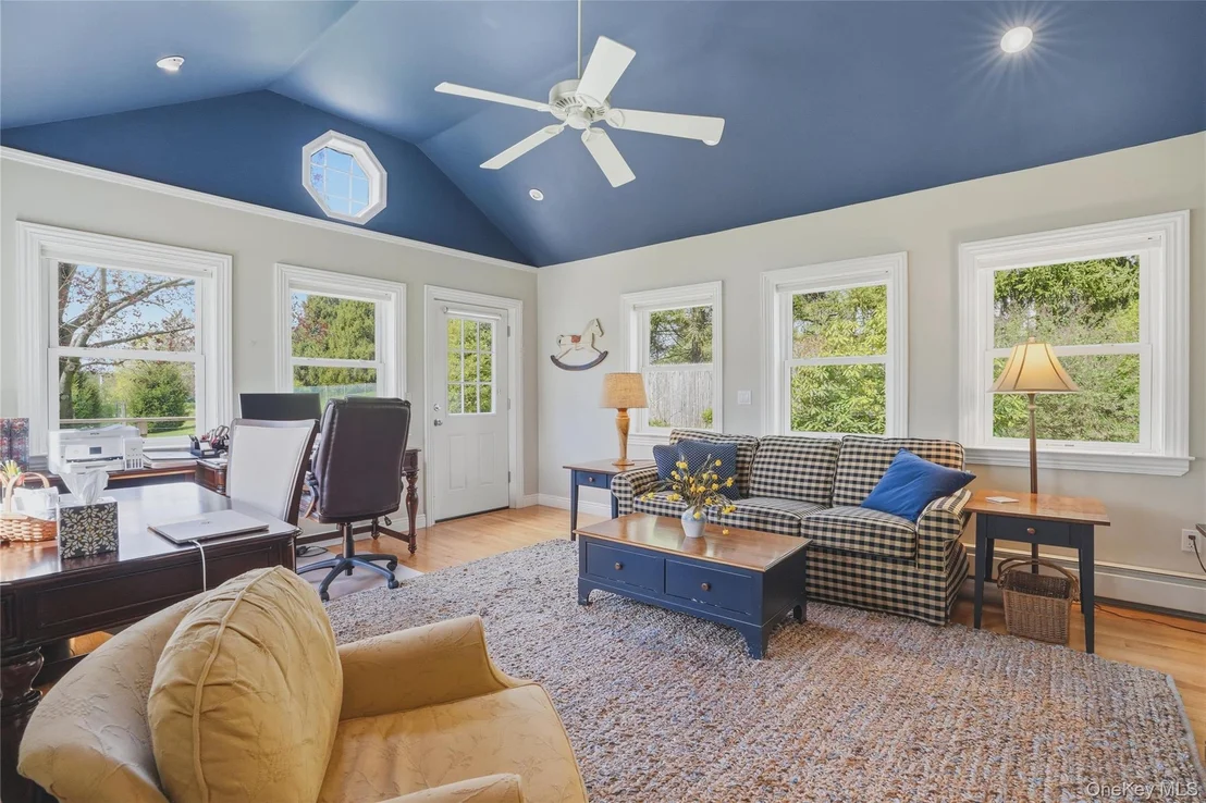 Photo of 6 Willow Lane