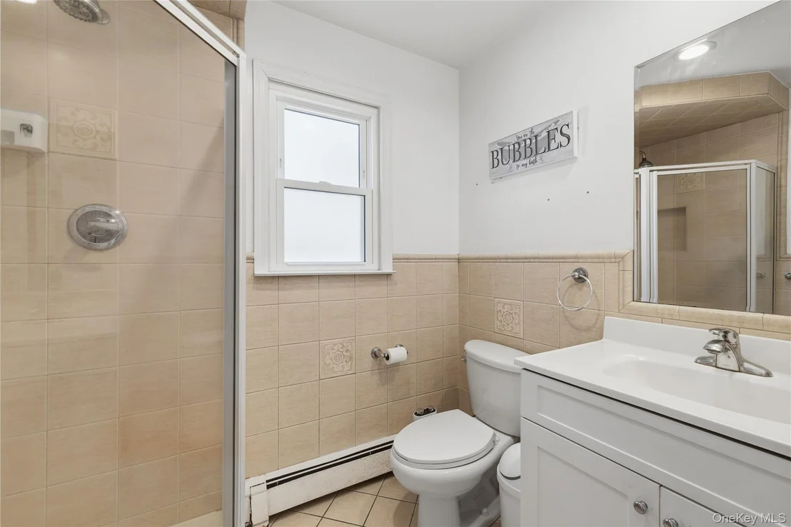 Photo of 2381 Harrison Avenue