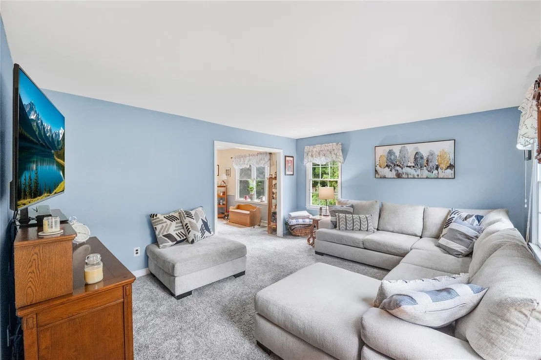 Photo of 5 Cedar Heights Drive
