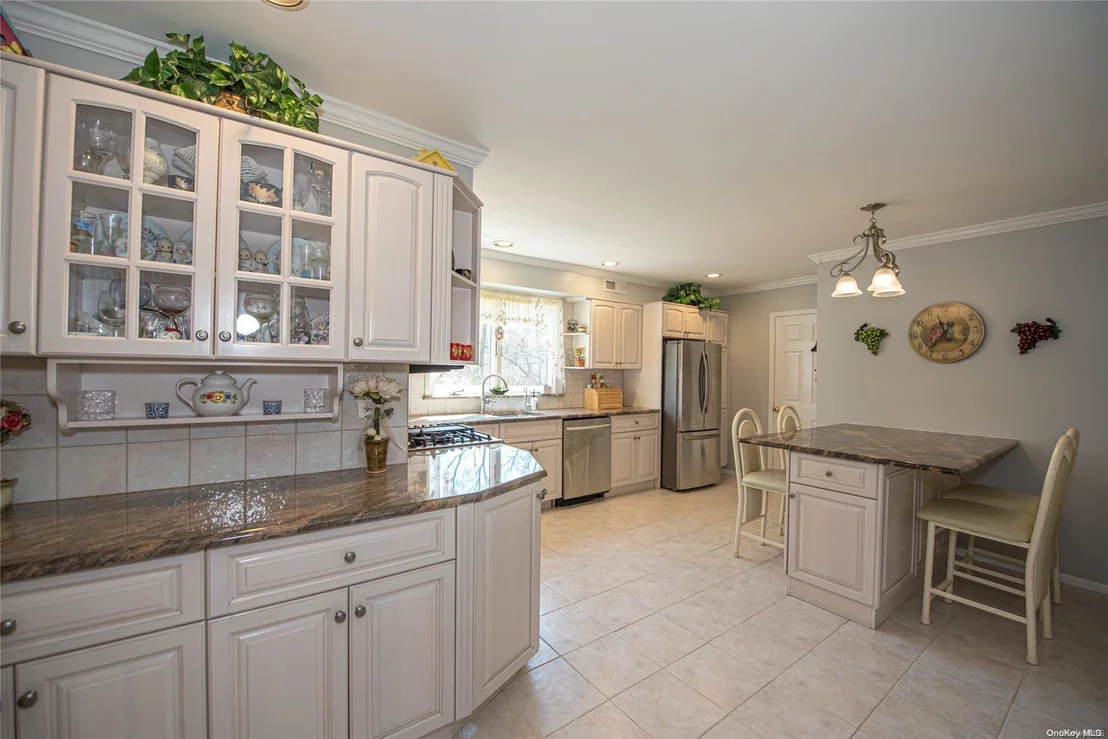 Photo of 255 Bow Drive