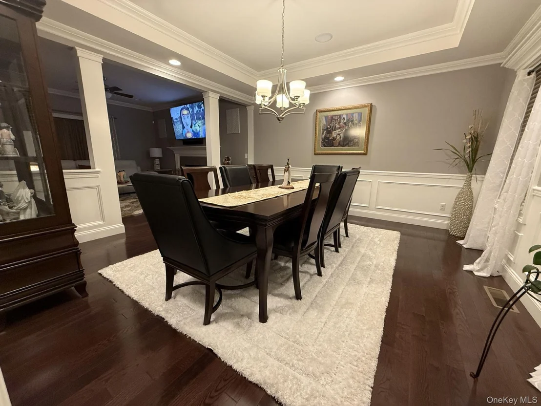 Photo of 15 Max Way