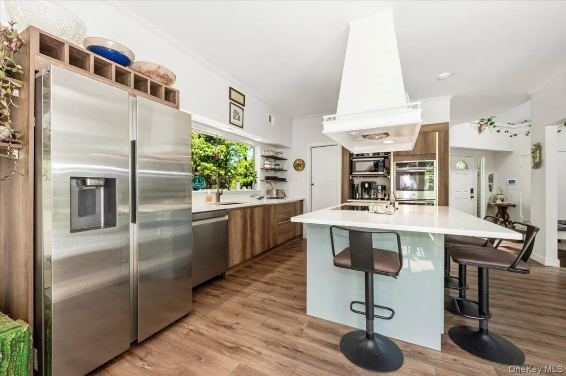 Photo of 35 Melrose Parkway
