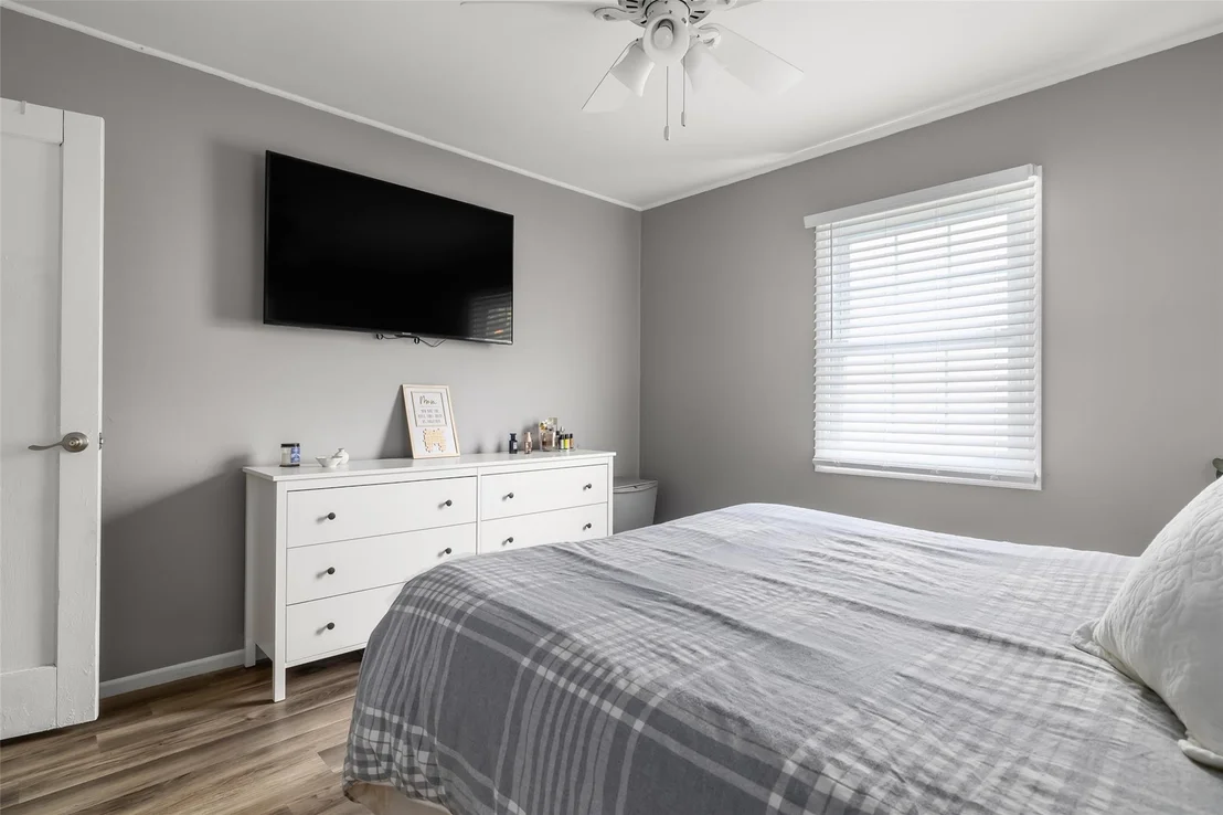Photo of 98 Bluespruce Road