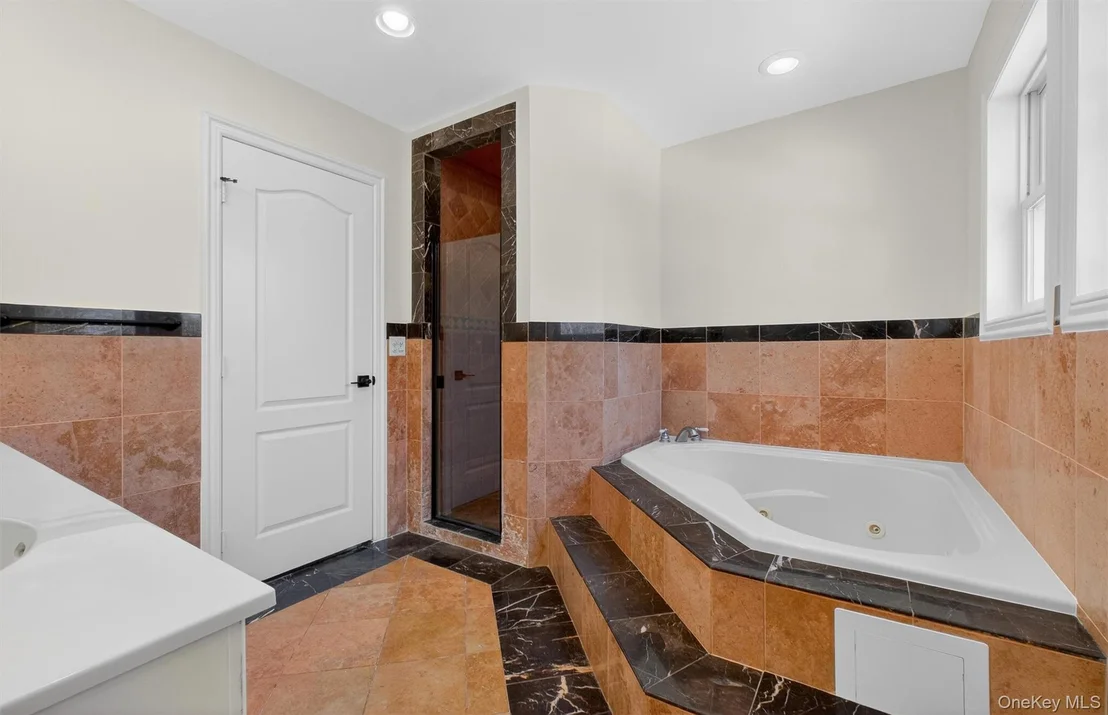 Photo of 27 King Drive