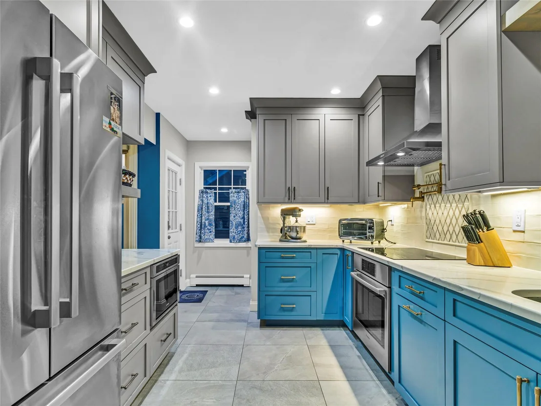 Photo of 108 Vincent Avenue