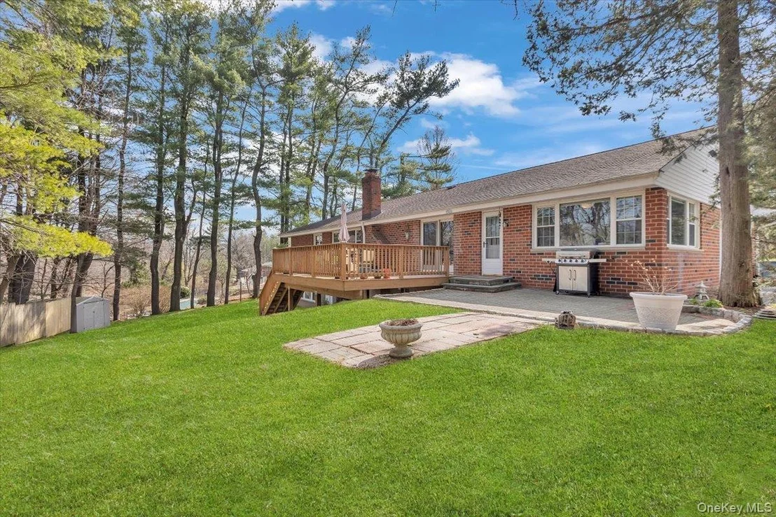 Photo of 47 Willow Drive