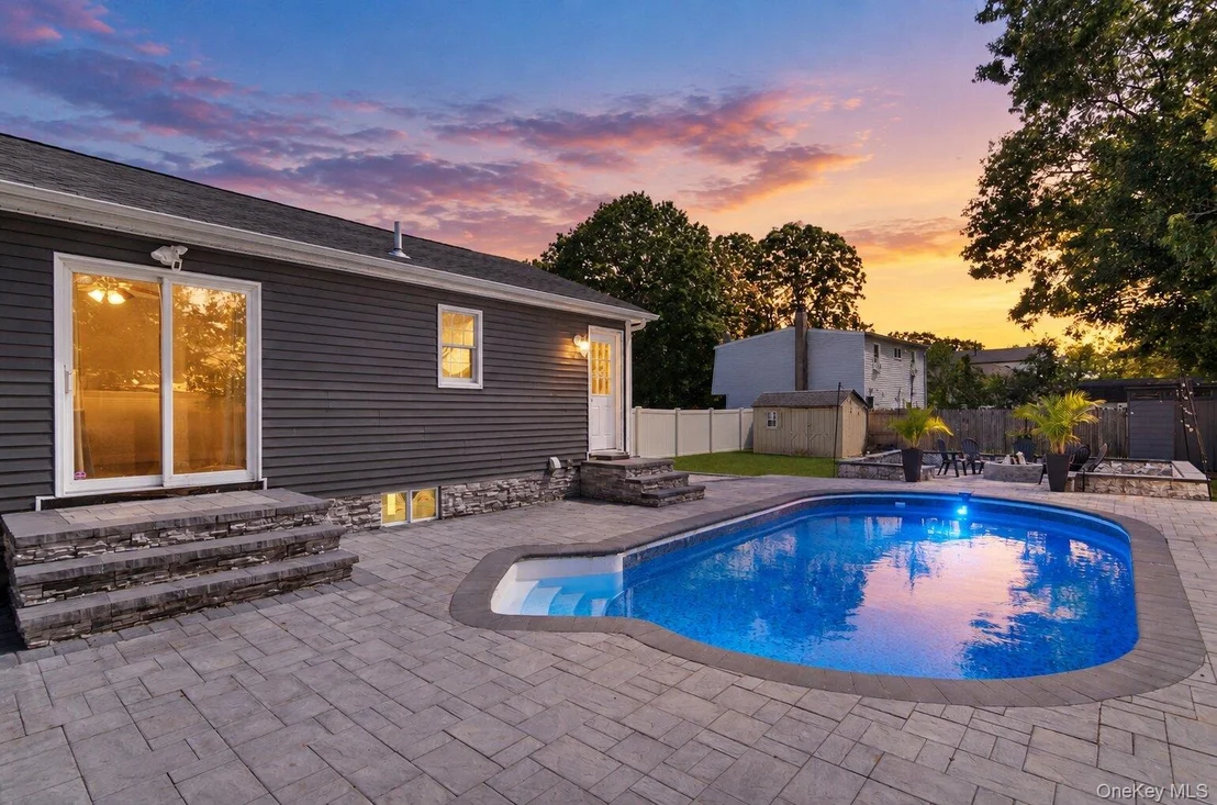 Photo of 108 Floyd Road