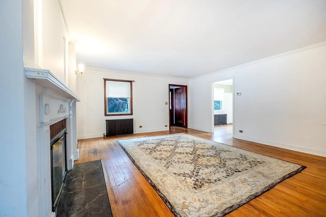 Photo of 545 Ridgeway