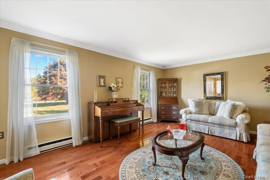 Photo of 38 Somerset Drive