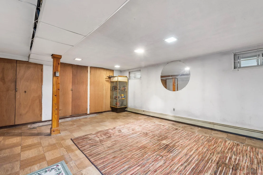 Photo of 1741 Meadowbrook Road