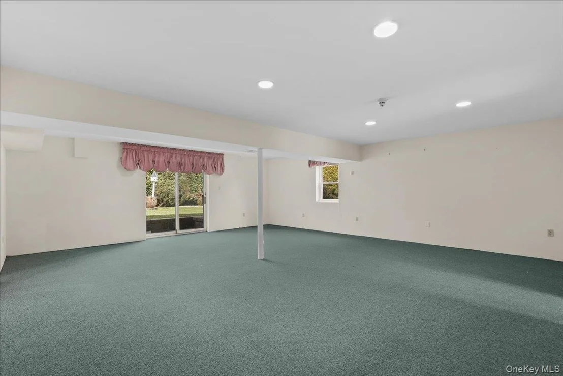 Photo of 7 Greystone Circle