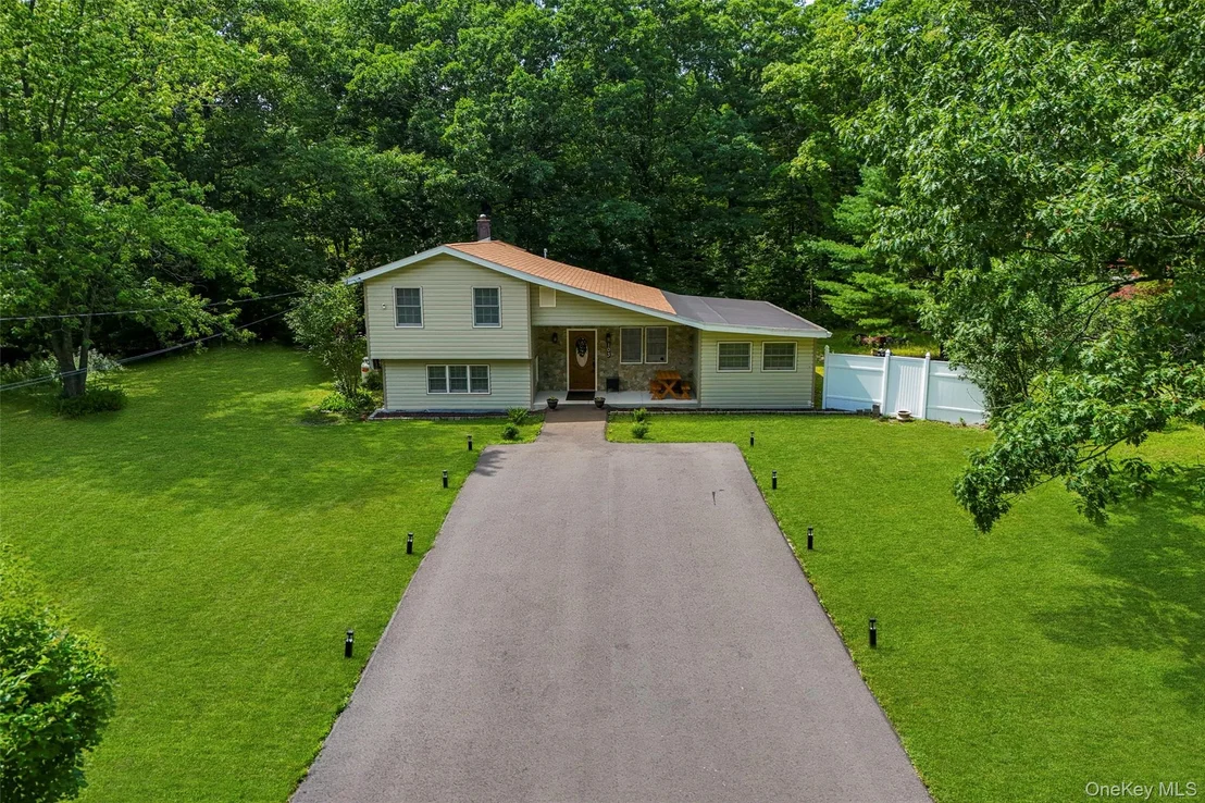 Photo of 103 High Hill Road