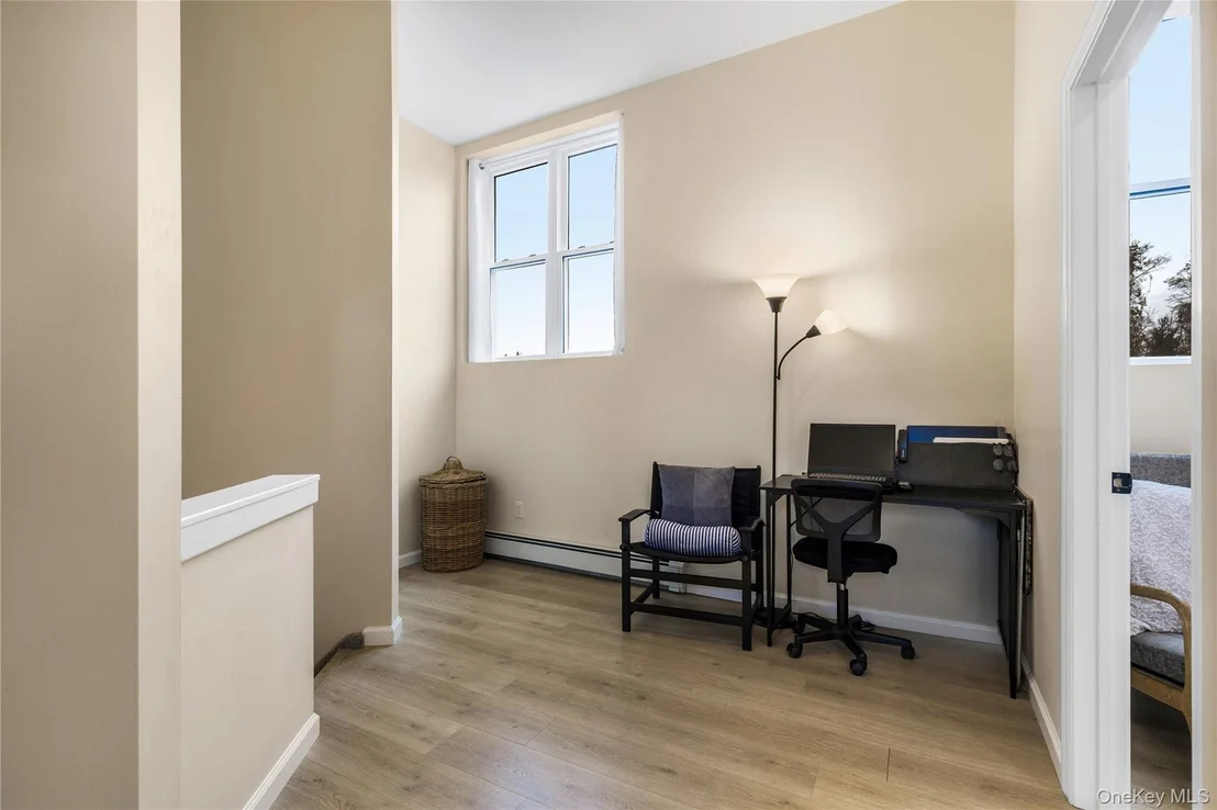 Photo of 16 Waterview Estate