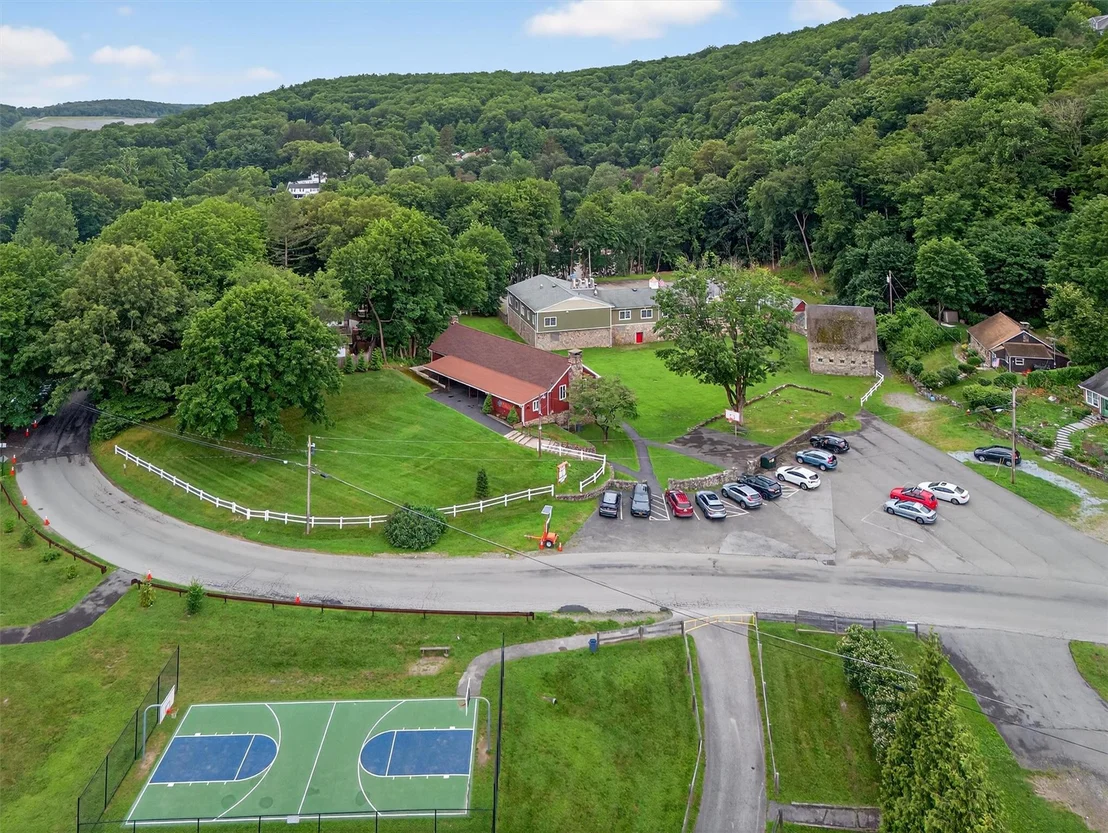 Photo of 12 Valley Lane