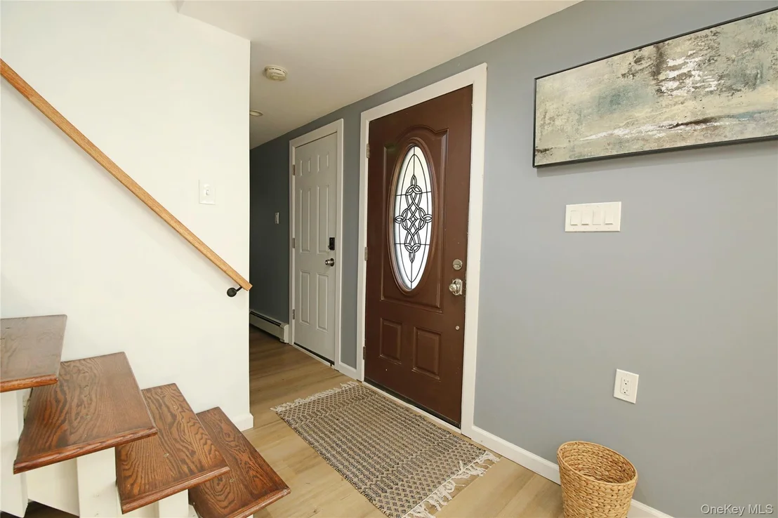 Photo of 39 Split Cedar Drive