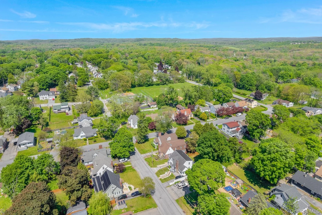 Photo of 4 Crestwood Boulevard