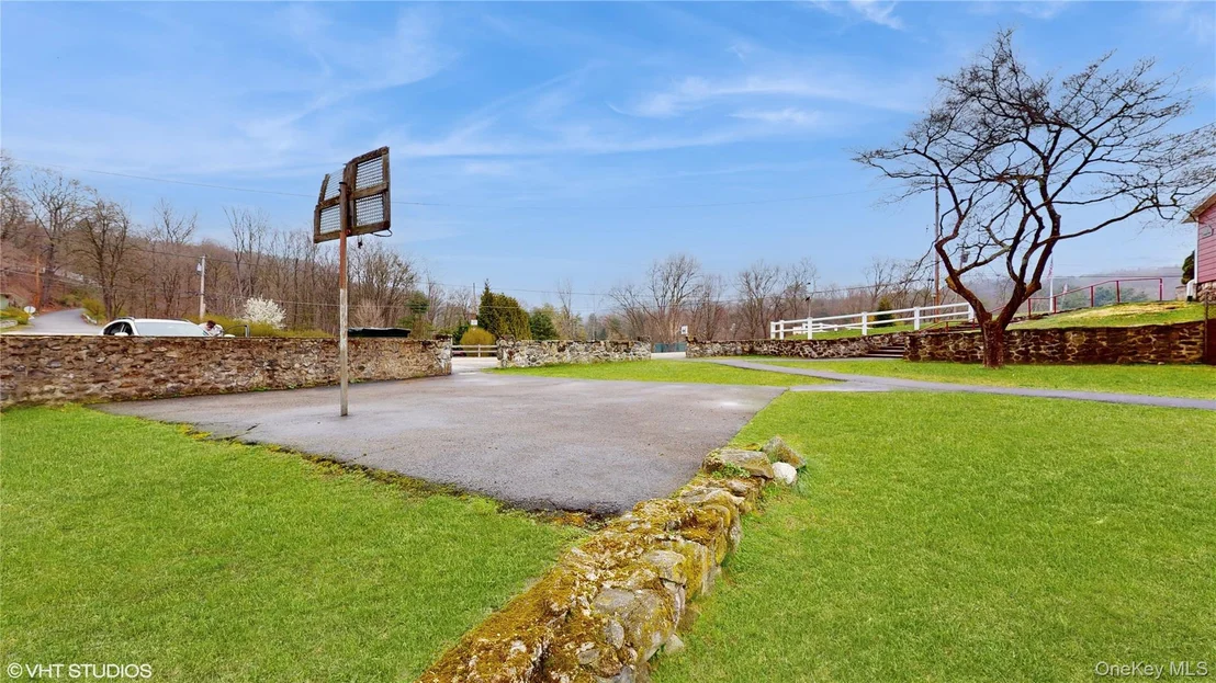 Photo of 7 Ox Yoke Road