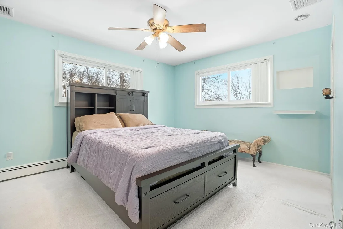 Photo of 12 Lakeview Road