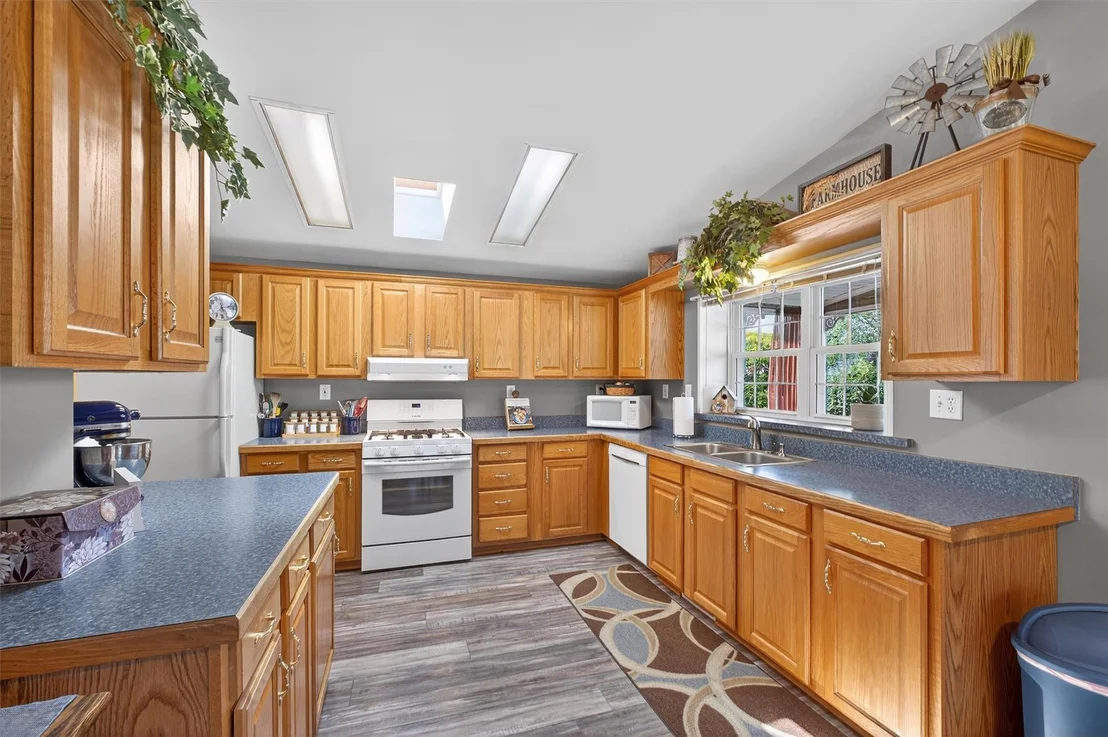 Photo of 99 Vero Drive