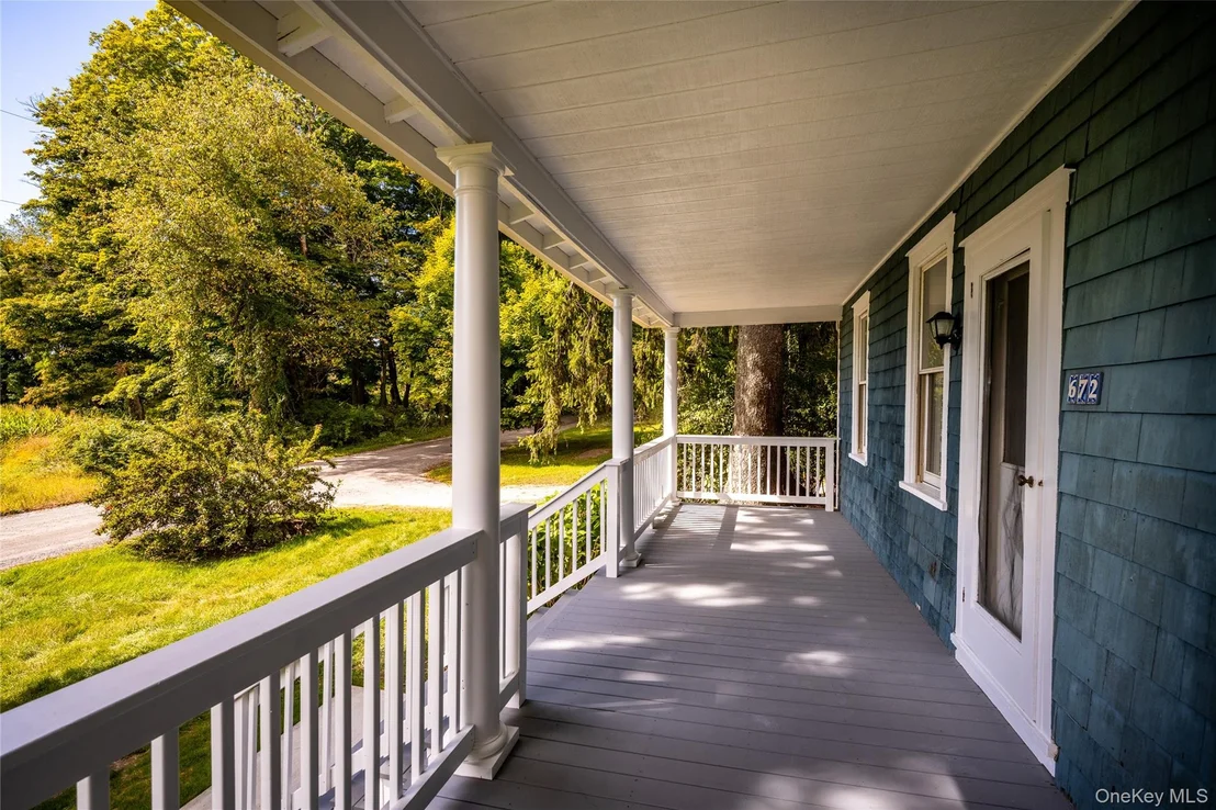 Photo of 672 Tower Hill Road