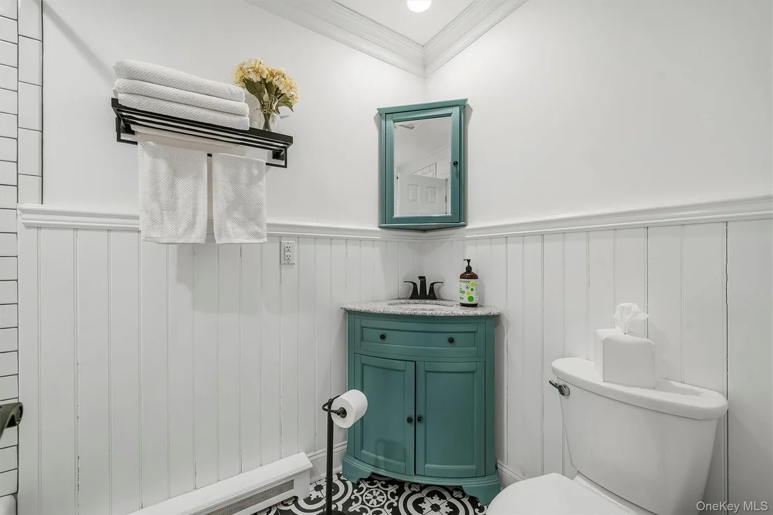 Photo of 12 Whitefield Avenue