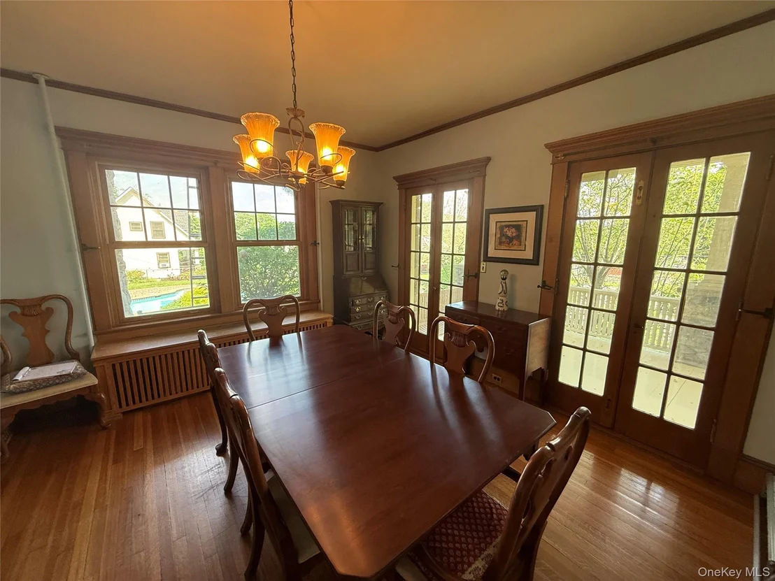 Photo of 205 High Street