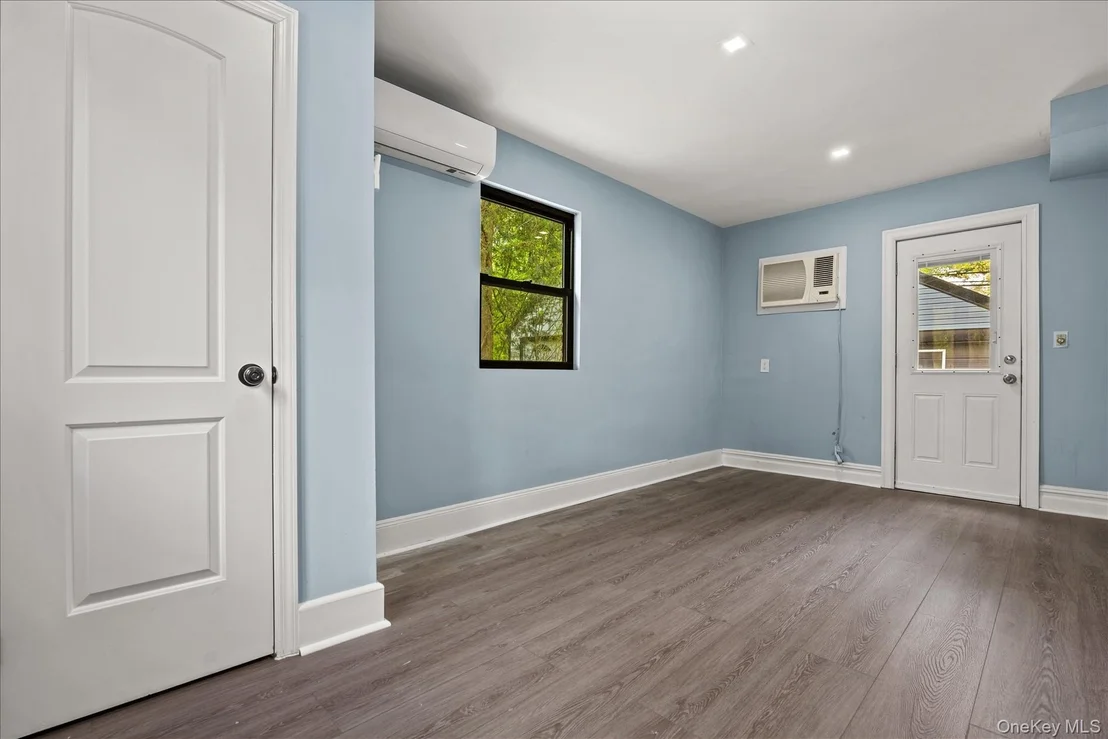 Photo of 11 Brook Lane