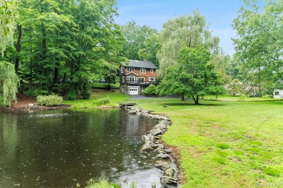 Photo of 28 Inningwood Road