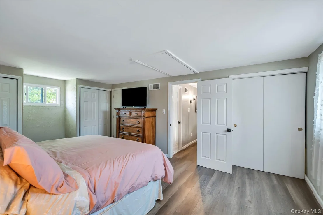 Photo of 55 Starfire Drive