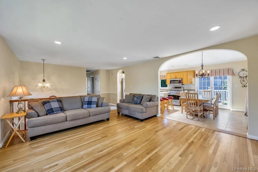 Photo of 25 Laurel Place