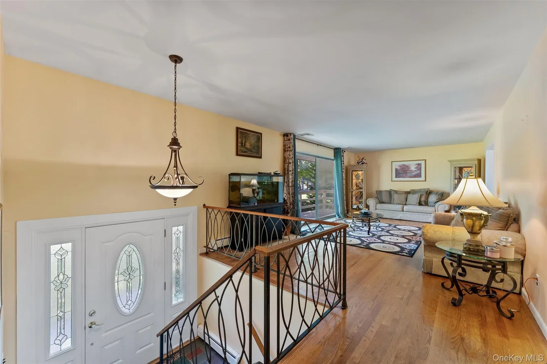 Photo of 182 Geymer Drive