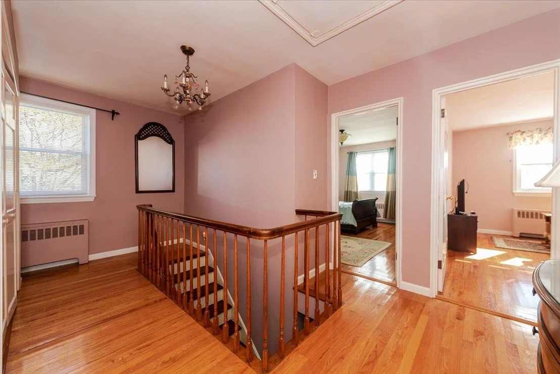 Photo of 1454 Dwight Place