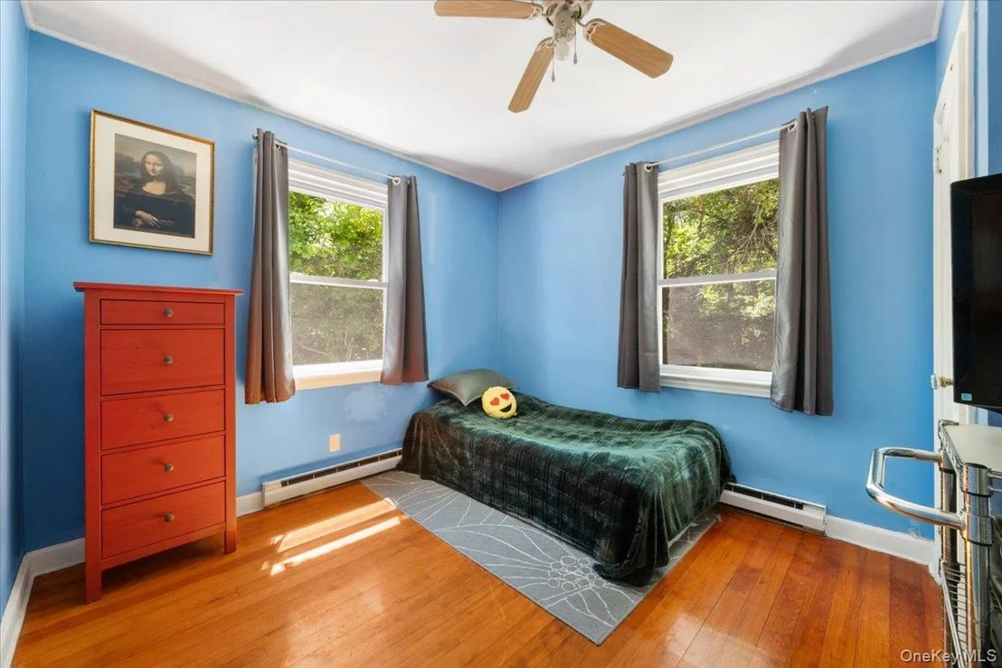 Photo of 184 Lake Drive