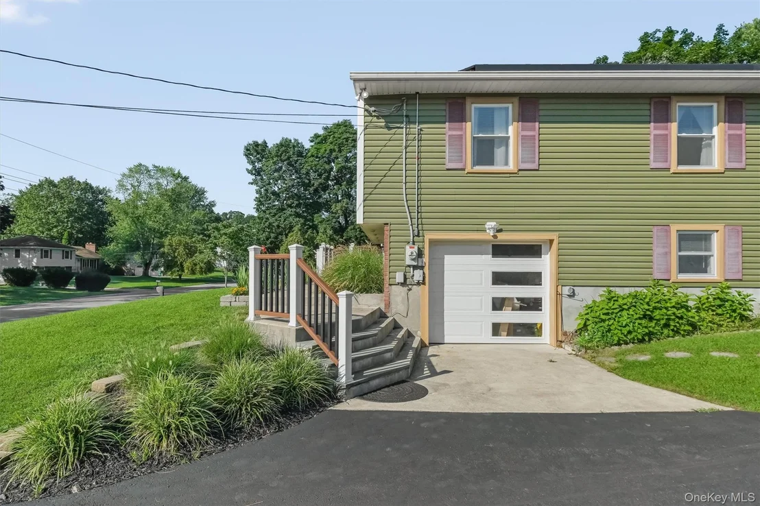 Photo of 17 N Jackson Drive