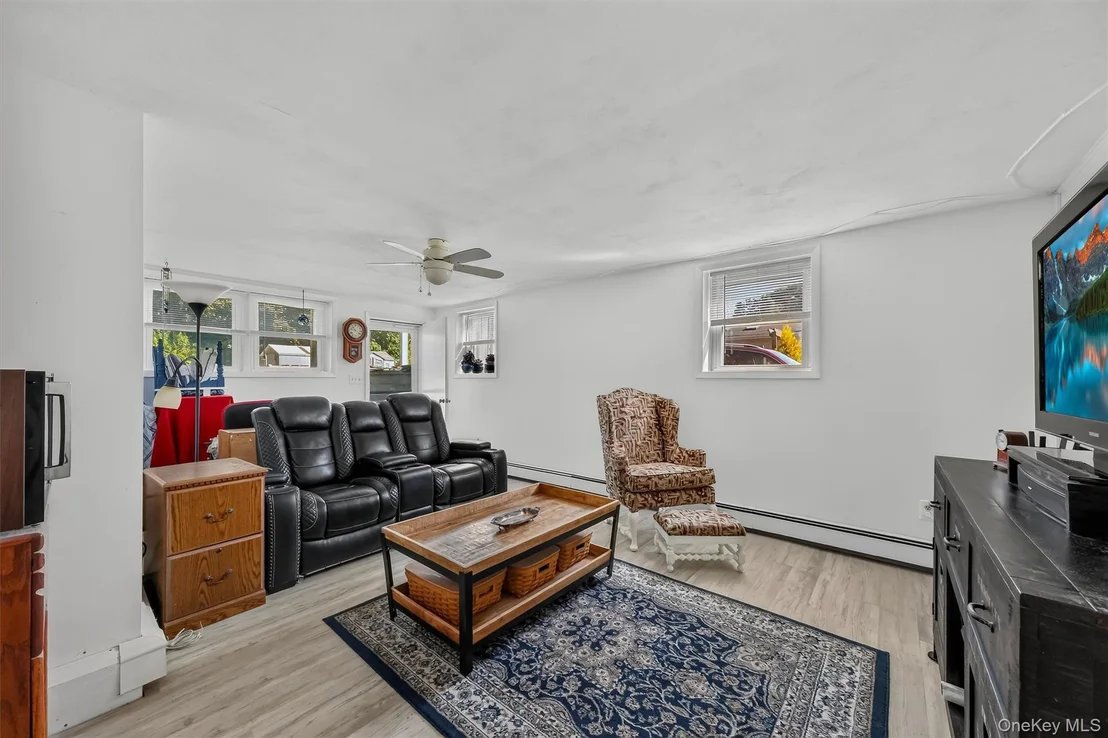 Photo of 17 N Jackson Drive