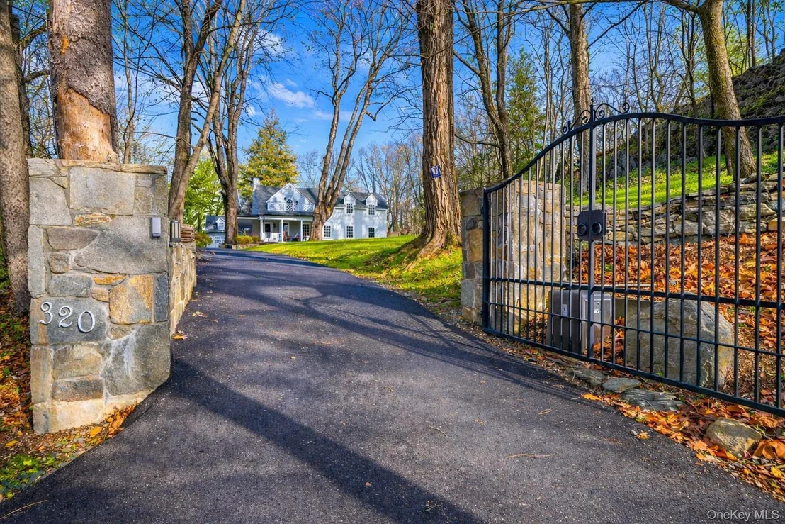 Photo of 320 Illington Road