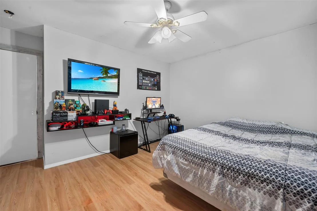 Photo of 307 Oak Lane
