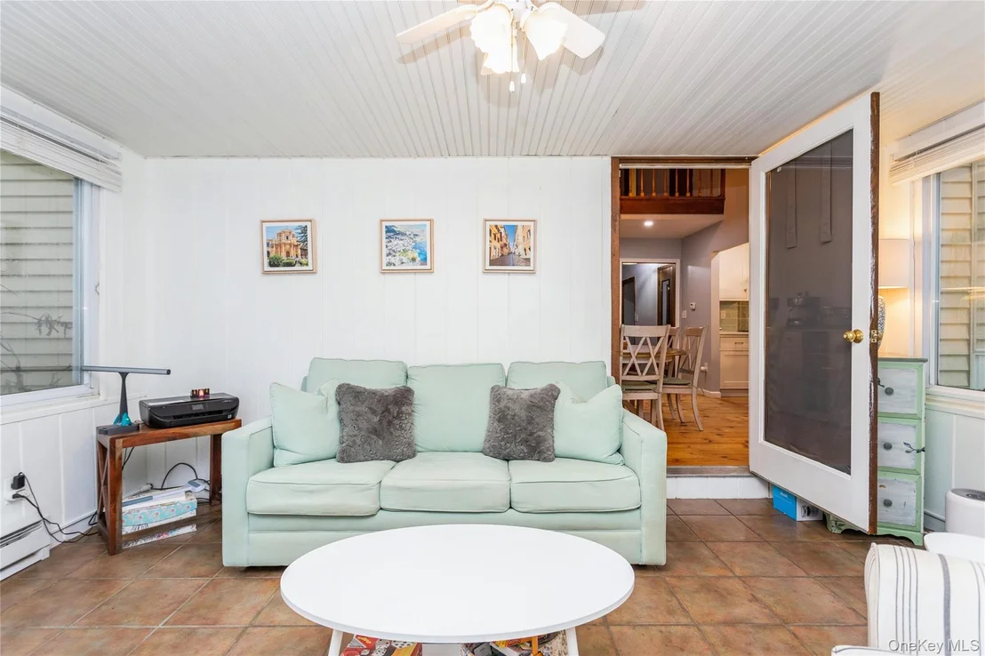 Photo of 324 Garrison Woods Lane
