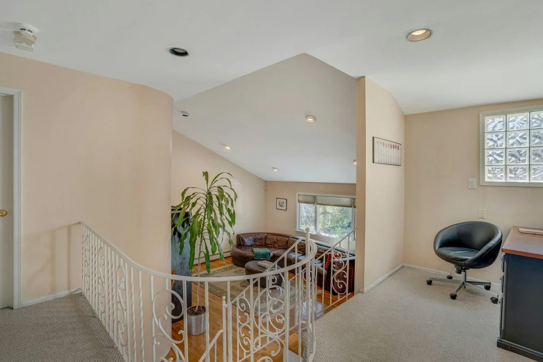 Photo of 16 Glenmere Lane