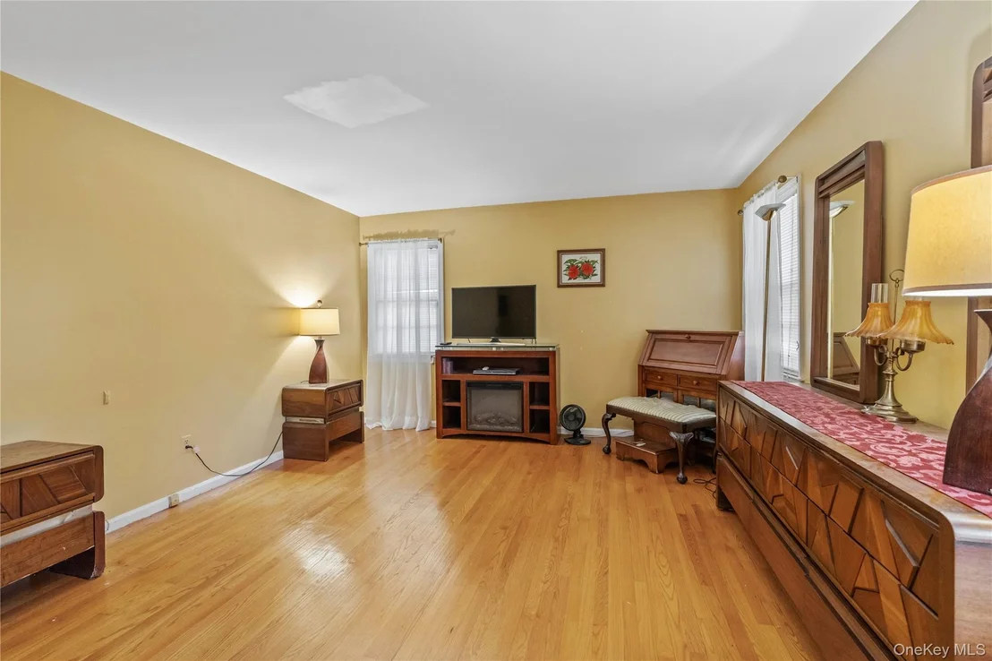 Photo of 18 Devon Road