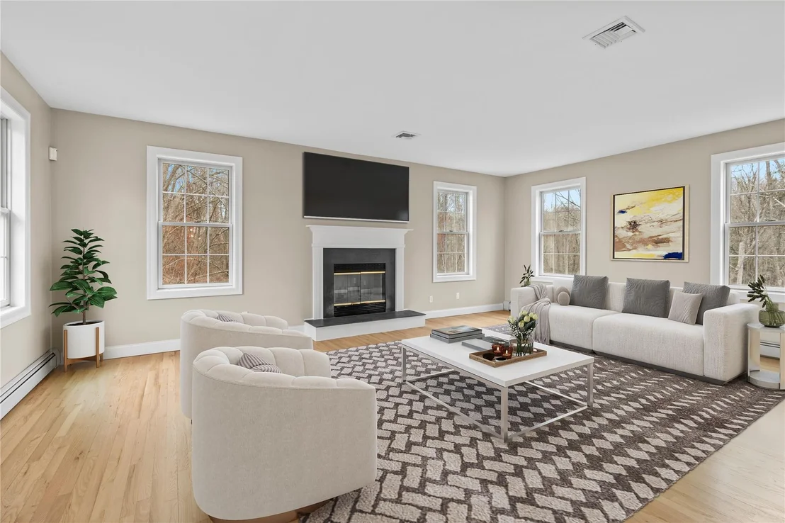 Photo of 160 Simpson Road