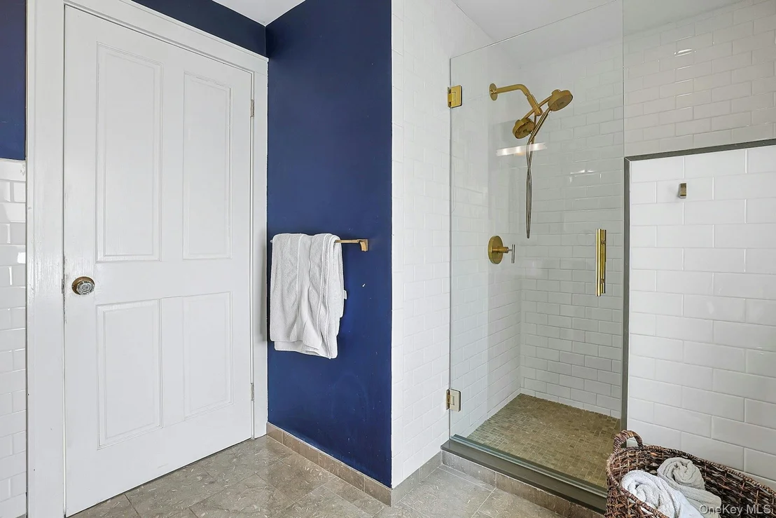 Photo of 41 Clinton Avenue