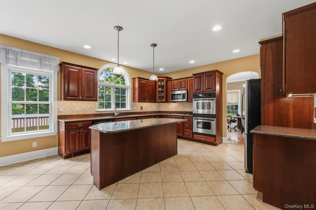 Photo of 17 Arbor Court