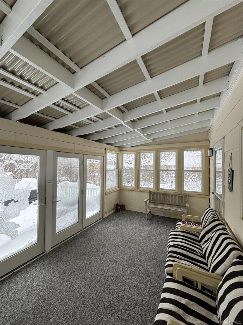Photo of 20 Hillview Drive