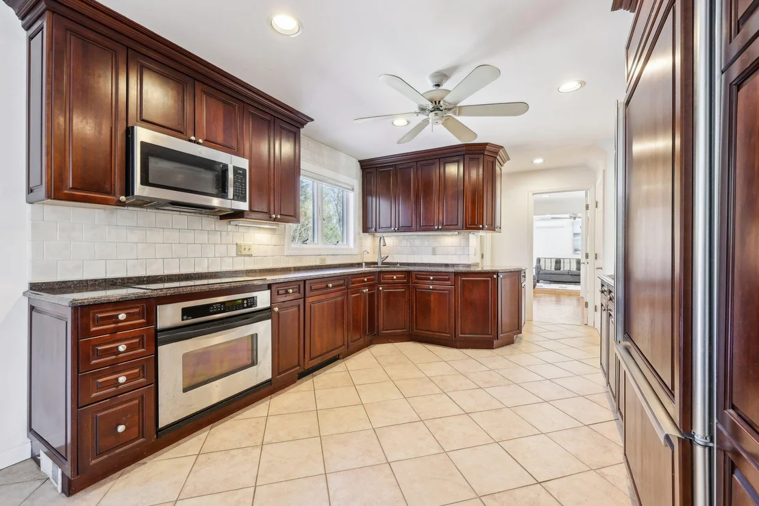 Photo of 16 Holly Lane