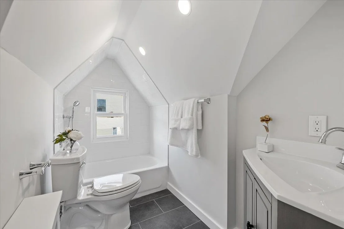 Photo of 70 Evergreen Avenue
