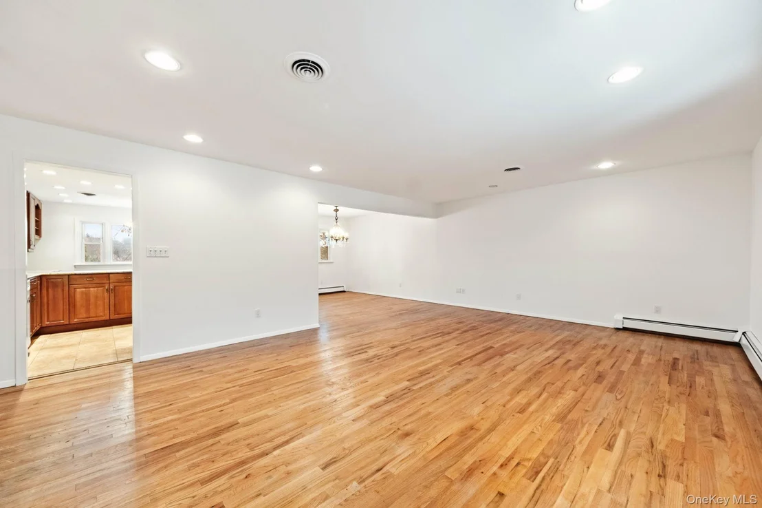 Photo of 32 Bramble Brook Road